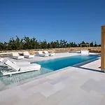 Costa Pounda With Private Pools *