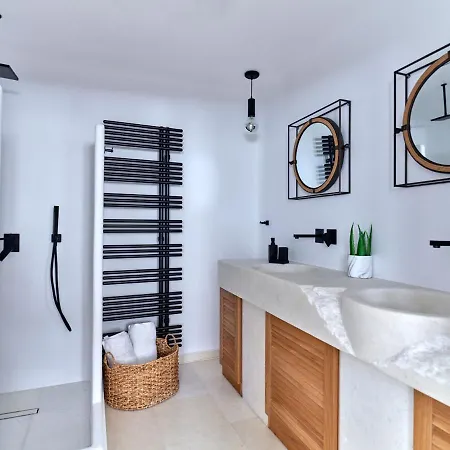 Costa Pounda With Private Pools Villa *