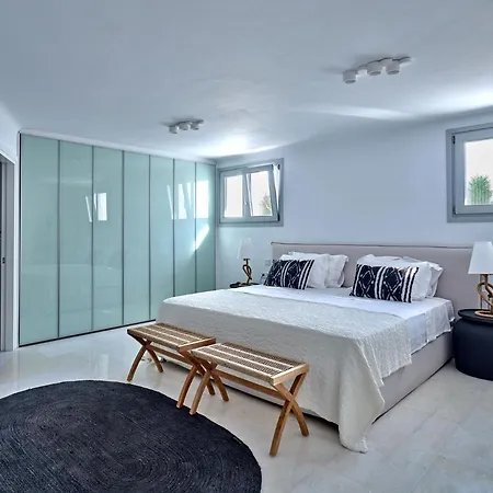 Costa Pounda With Private Pools Villa Agia Irini (Paros)