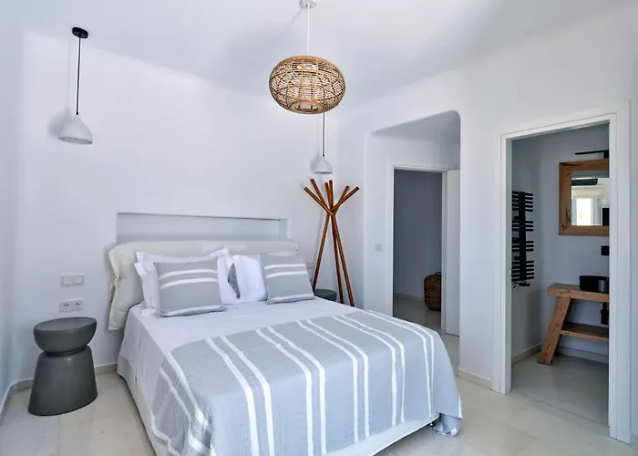 Villa Costa Pounda With Private Pools