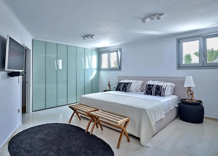 Costa Pounda With Private Pools Villa Agia Irini (Paros)